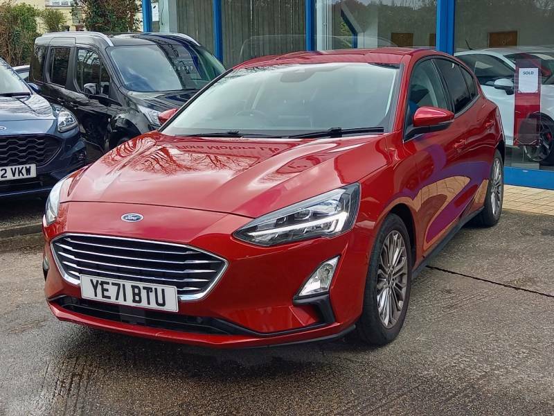 Ford Focus 1.0 Ecoboost Hybrid Mhev 125 Titanium X Ed - 2 YE71BTU Red #2