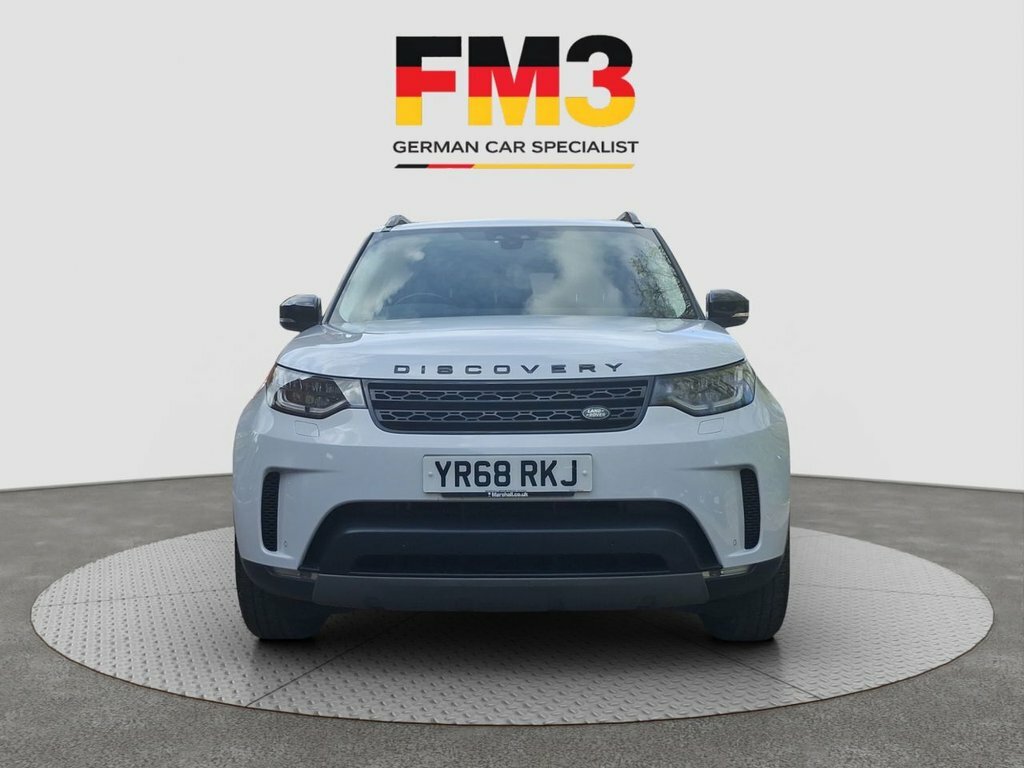 Land Rover Discovery 3L Se YR68RKJ White #3