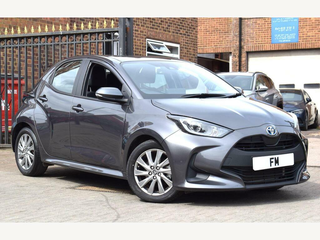 Toyota Yaris 1.5 Vvt-h Icon E-cvt Euro 6 S S Grey #3