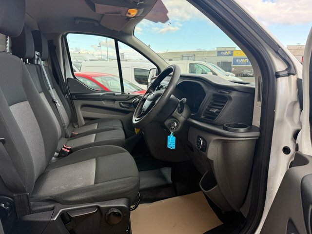 Ford Transit Custom 300 Ecoblue Panel Van MJ19ZGX White #4