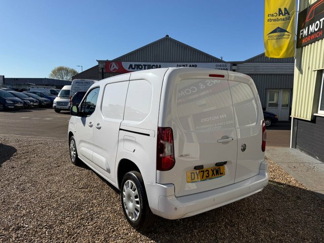 Vauxhall Combo Turbo D 2300 Pro DY73XWL White #6