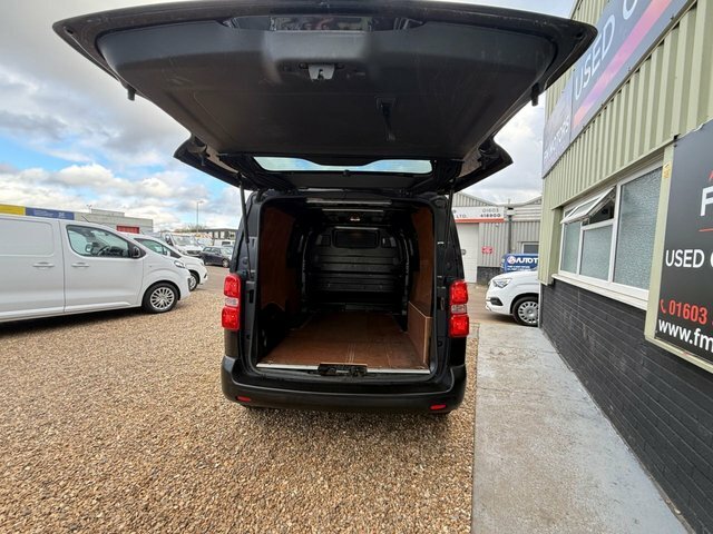Citroen Dispatch Bluehdi 1400 Enterprise M AO21HCF Black #4