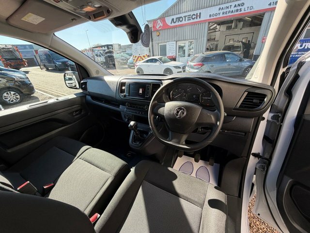Vauxhall Vivaro Turbo D 2900 Pro White