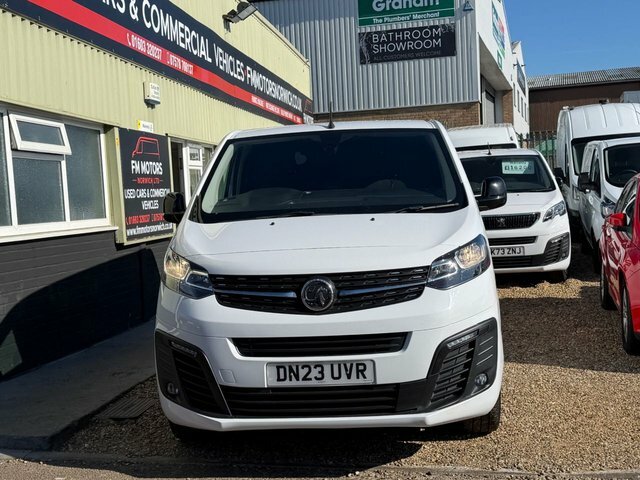 Vauxhall Vivaro Turbo D 2900 Pro DN23UVR White #2