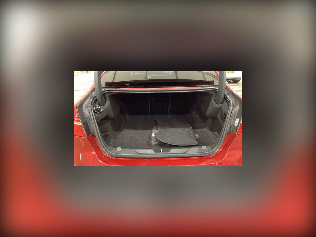 Jaguar XE 2.0D Portfolio Euro 6 Ss Red #4