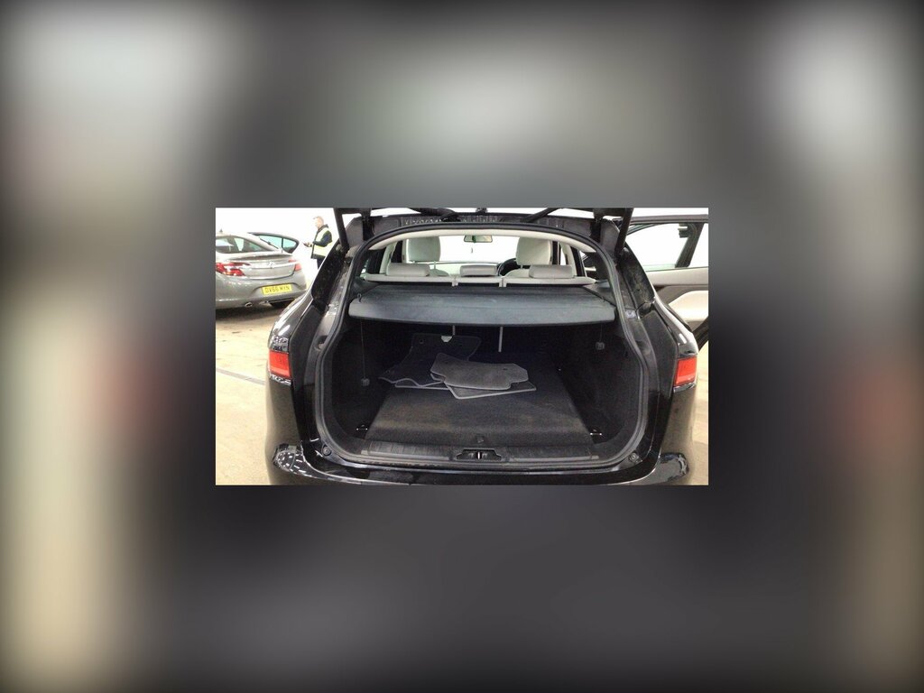 Jaguar F-Pace 2.0 D240 Portfolio Awd Euro 6 Ss BK18EZJ Black #5