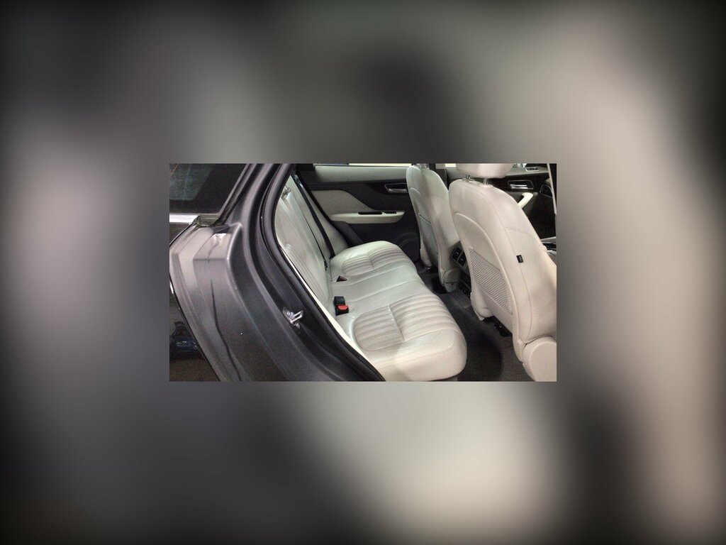 Jaguar F-Pace 2.0 D240 Portfolio Awd Euro 6 Ss BK18EZJ Black #3