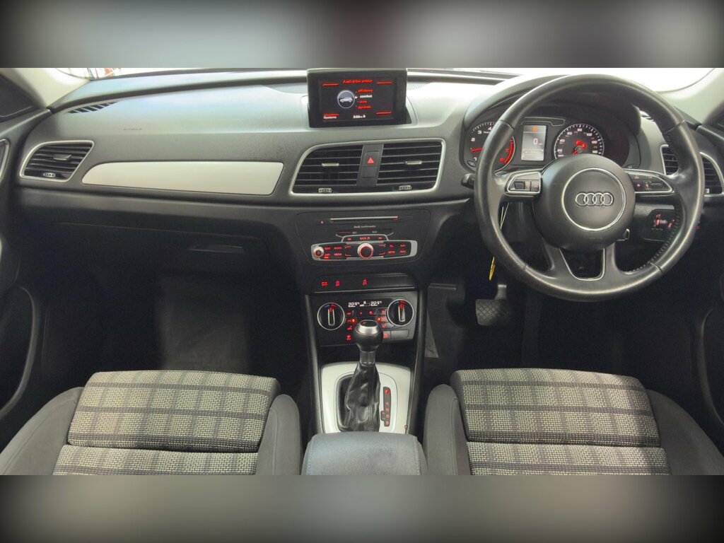 Audi Q3 1.4 Tfsi Cod Se Suv S Tronic Euro 6 S LR15USX Black #4