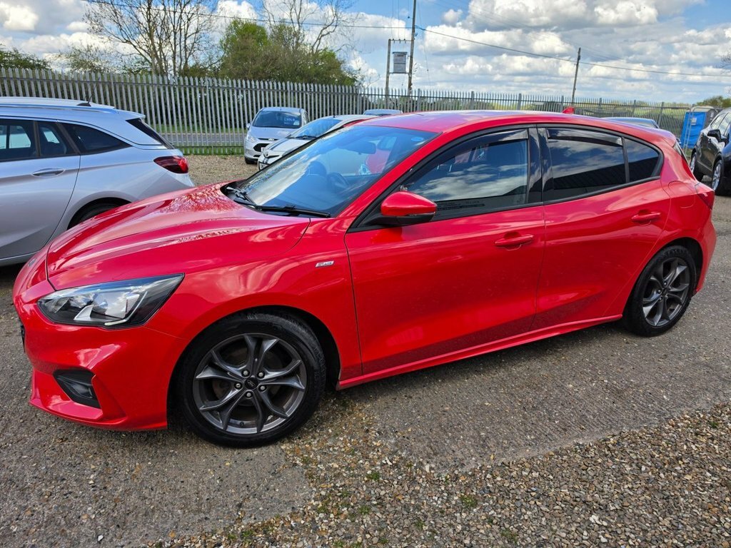 Ford Focus 1L St-line GJ68MKN Red #4