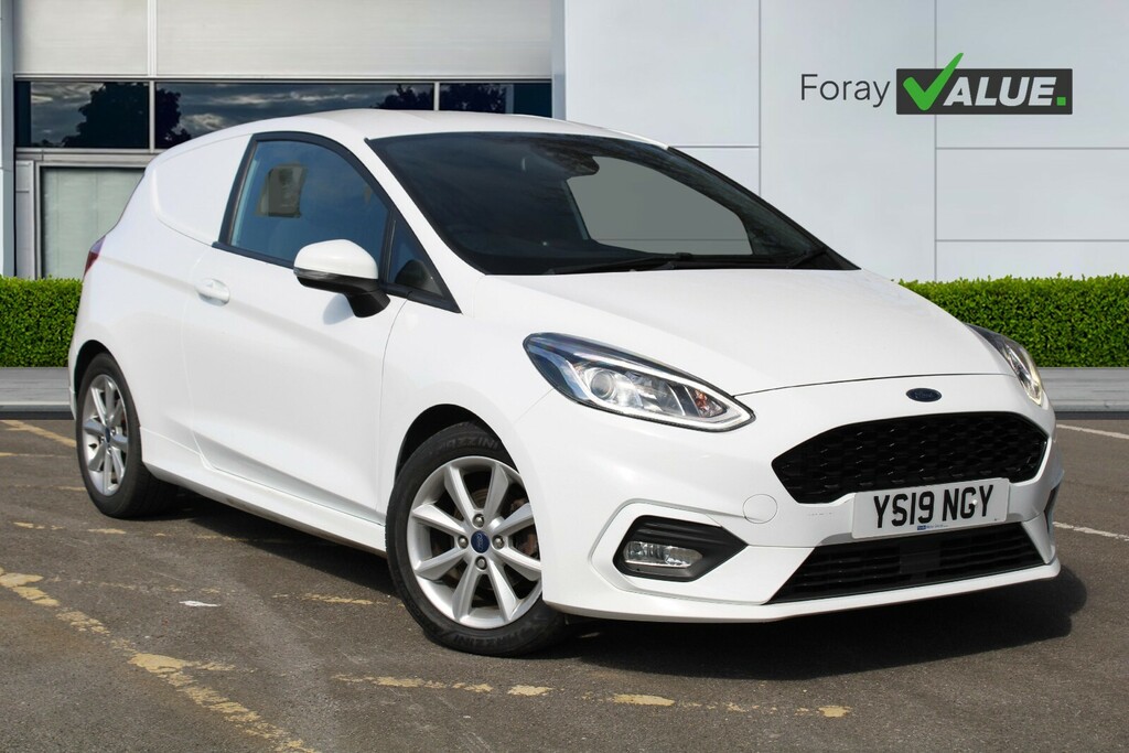 Ford Fiesta 1.5 Tdci Sport Van White