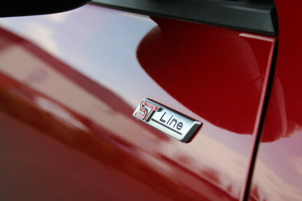 Ford Kuga 1.5 Ecoboost 150 St-line Edition WF23LCC Red #5