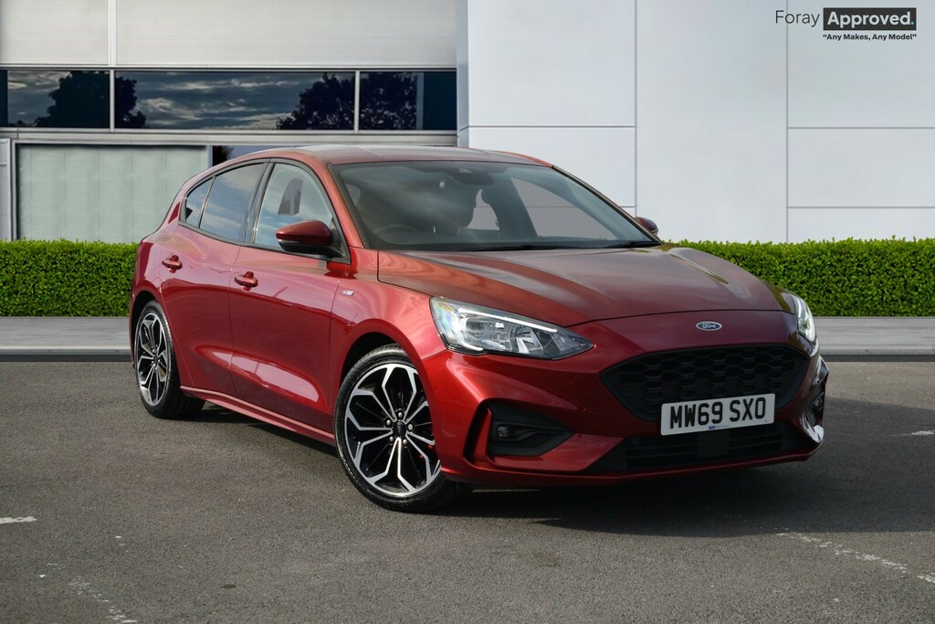 Ford Focus 1.0 Ecoboost 125 St-line X Red