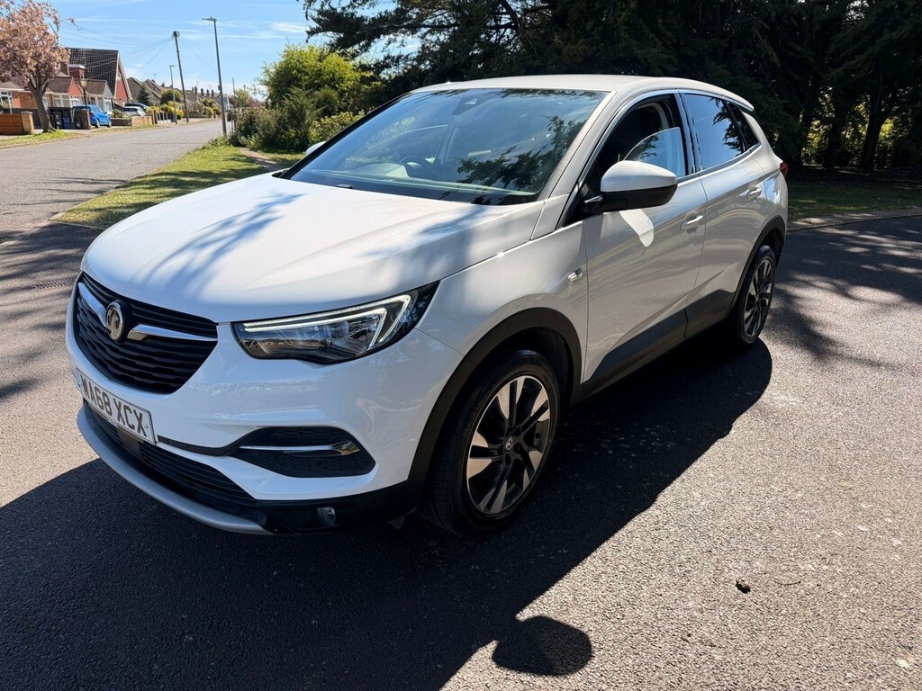 Vauxhall Grandland X 1.2 Turbo Sport Nav Euro 6 Ss WA68XCX White #2
