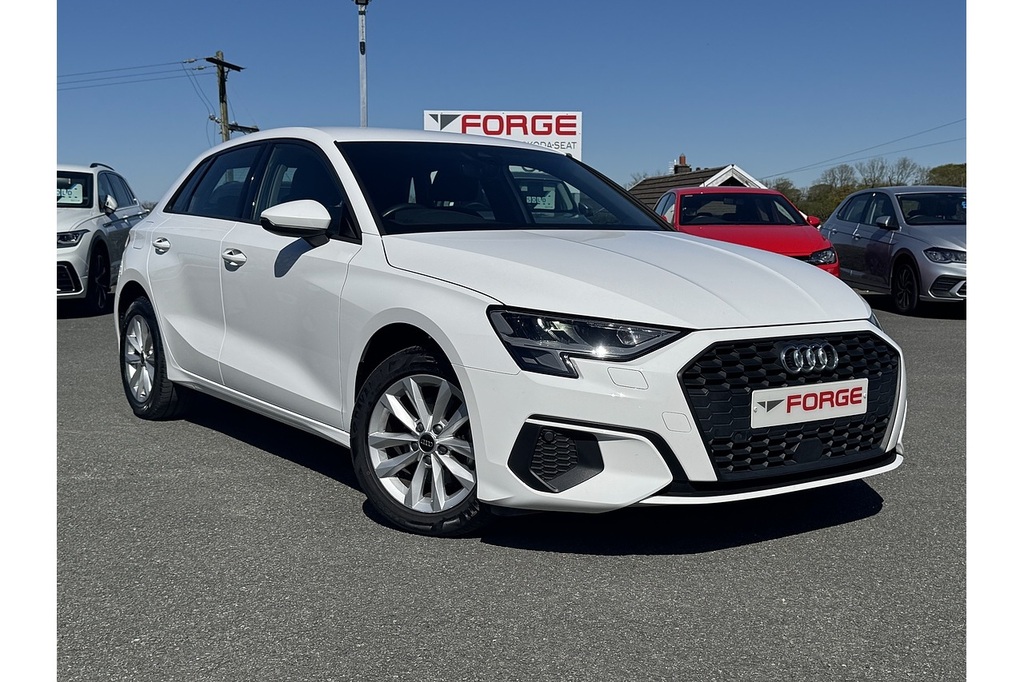 Audi A3 Tfsi Technik Hatchback 1.0 110Ps U1 White