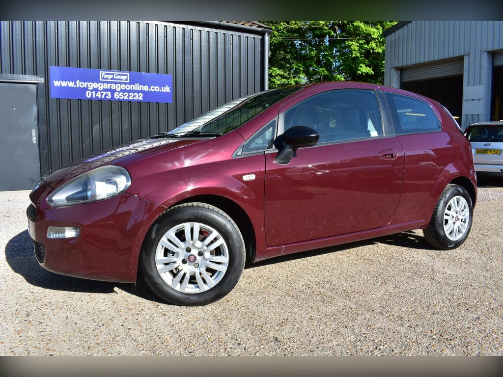 Fiat Punto 1.4 Easy Hatchback Euro 5 Ss Red