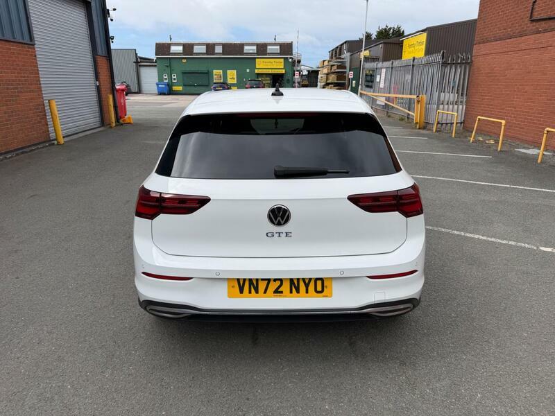 Volkswagen e-Golf 1.4-Tsi-13kwh-gte-dsg-euro-6-ss-5dr VN72NYO White #4