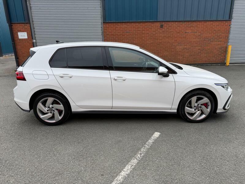 Volkswagen e-Golf 1.4-Tsi-13kwh-gte-dsg-euro-6-ss-5dr VN72NYO White #2