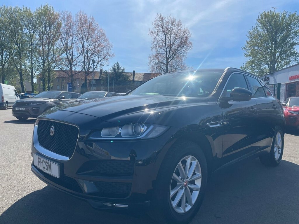 Jaguar F-Pace 2L Prestige LB68BKX Black #2