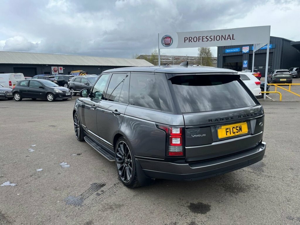 Land Rover Range Rover 3L Vogue YR67RYJ Grey #3