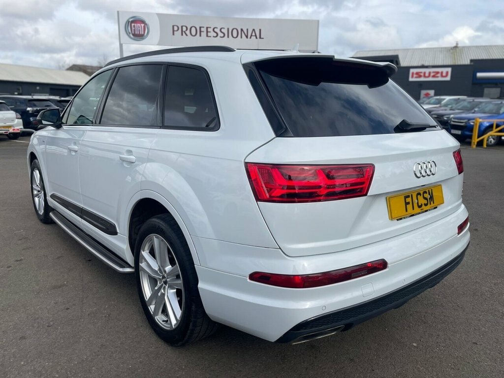 Audi Q7 3L S Line SY18HFU White #4