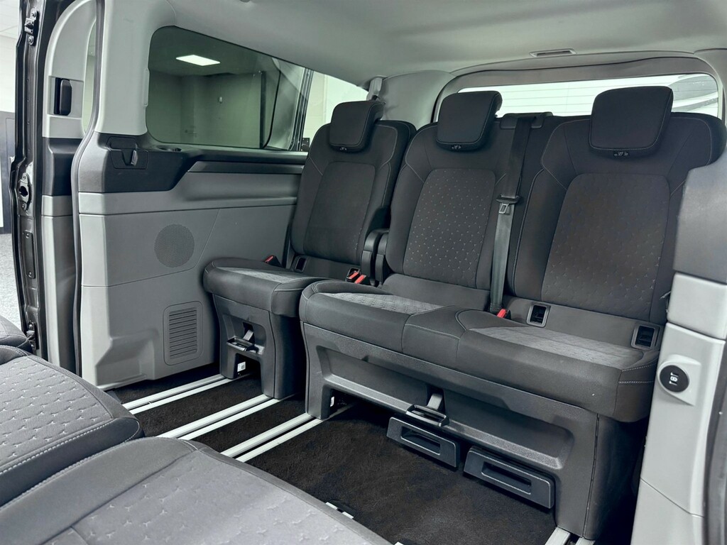 Ford Tourneo Custom 2.0 320 Ecoblue Titanium Minibus Double Cab Di BK25YEL Grey #2
