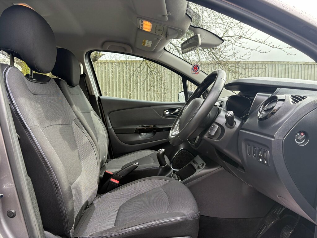 Renault Captur 1.5 Dci Energy Dynamique Nav Suv LO17URE Grey #4