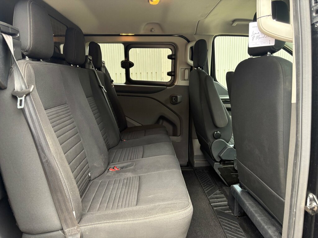 Ford Transit Custom 2.0 300 Ecoblue Limited Crew Van Double Cab Di SD70LUW Black #5