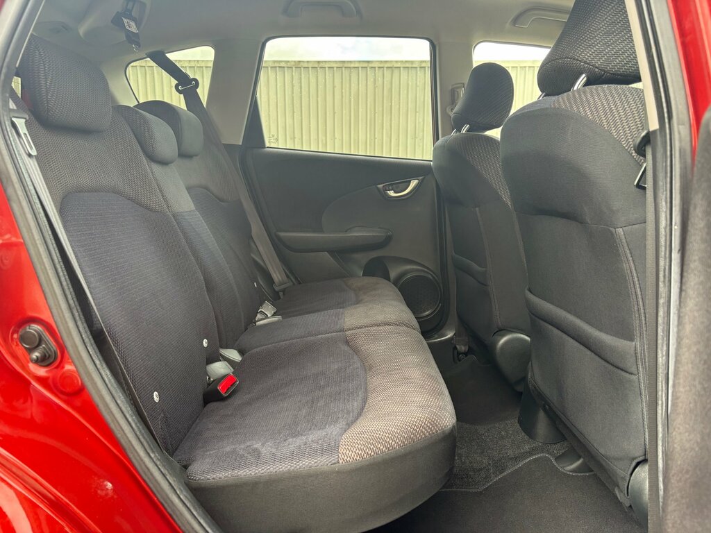 Honda Jazz 1.4 I-vtec Es Plus Hatchback Eur SR15MHK Red #5