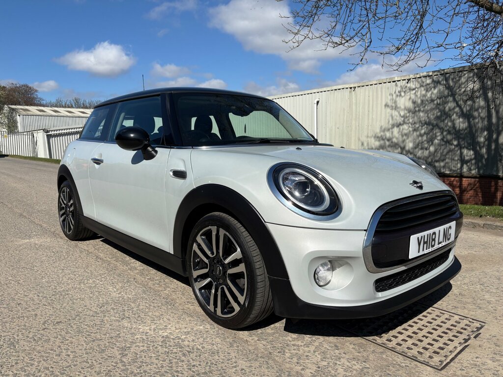 Mini Hatch 1.5 Cooper Hatchback Euro 6 Ss Silver