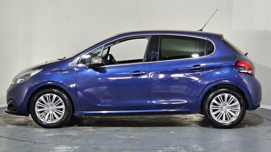Peugeot 208 Hatchback 1.2 Puretech Allure Euro 6 201717 AJ17EOS Blue #5