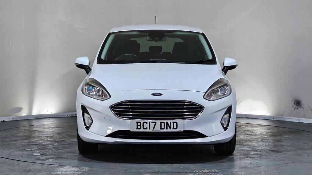 Ford Fiesta Hatchback 1.1 Ti-vct Zetec Euro 6 Ss 2017 BC17DND White #2