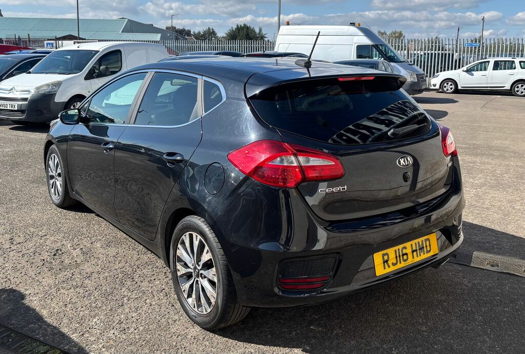 Kia Ceed 1.6 Crdi 3 Hatchback Euro 6 Ss RJ16HMD Black #5
