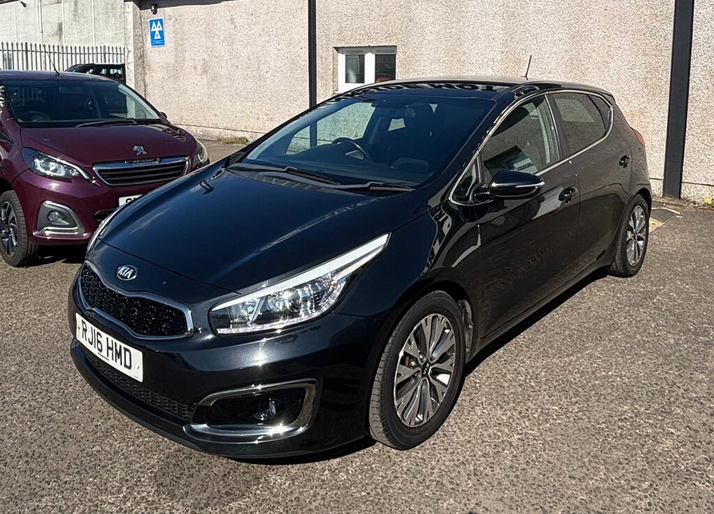 Kia Ceed 1.6 Crdi 3 Hatchback Euro 6 Ss RJ16HMD Black #2
