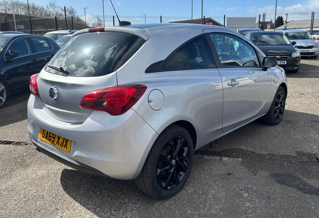 Vauxhall Corsa 1.4I Ecotec Griffin Hatchback Eu SA69XJX Silver #2
