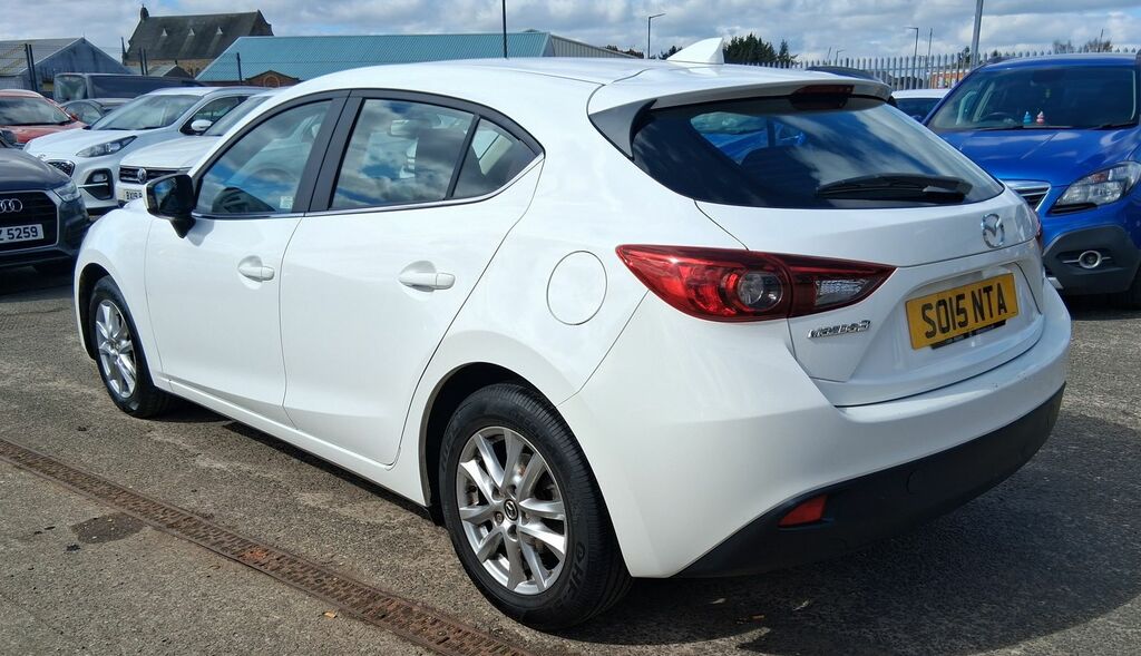 Mazda 3 1.5 Skyactiv-g Se Hatchback Euro White #5