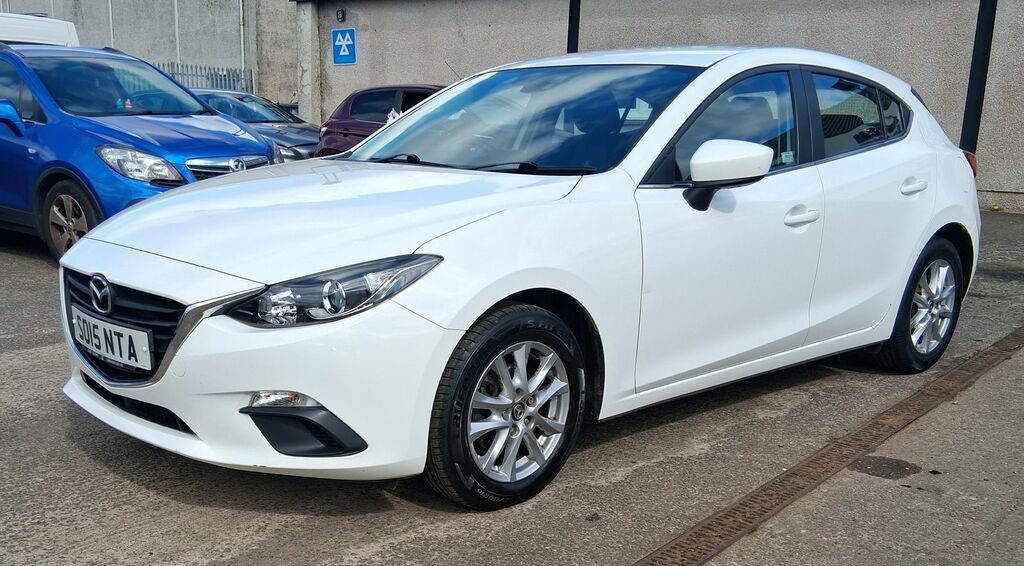 Mazda 3 1.5 Skyactiv-g Se Hatchback Euro White #3