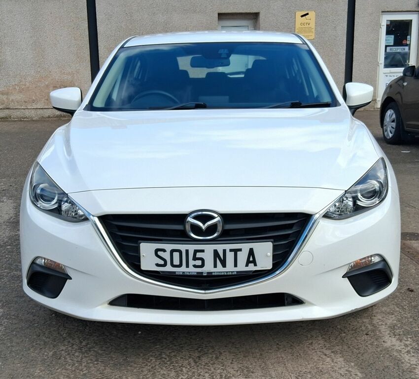 Mazda 3 1.5 Skyactiv-g Se Hatchback Euro White #2