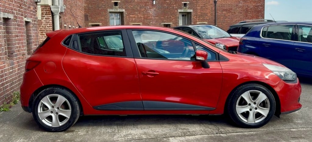 Renault Clio 0.9L Expression YD14AWC Red #3