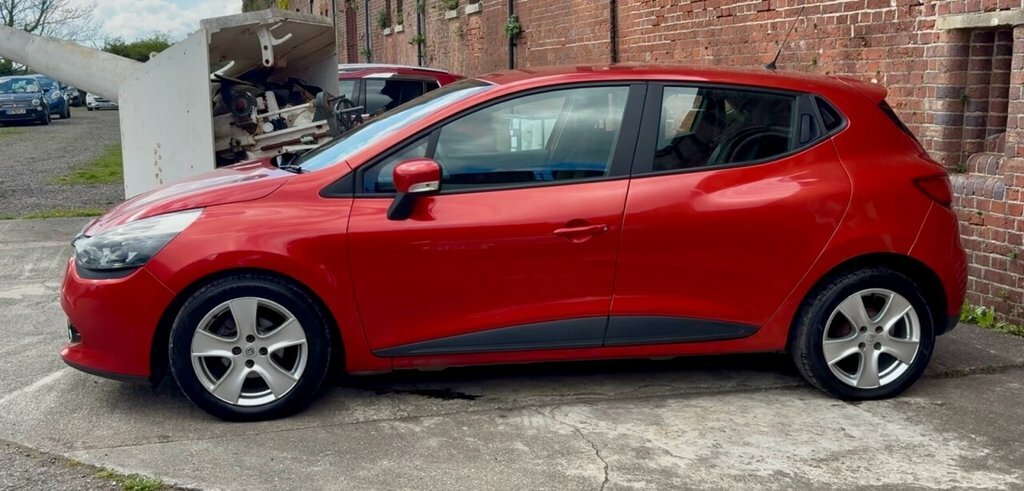 Renault Clio 0.9L Expression YD14AWC Red #2