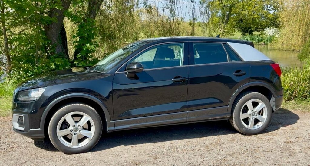 Audi Q2 Suv KO18AFN Black #5