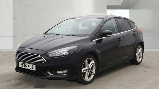 Ford Focus 1.0T Ecoboost Titanium Hatchback SF16XOZ Black #2