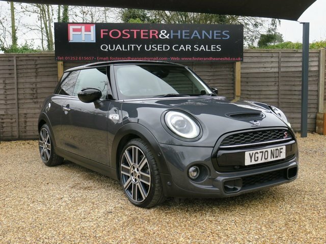 Mini Hatch 2.0 Cooper S Exclusive Hatchback Steptr YG70NDF Grey #2