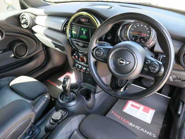 Mini Hatch 1.5 Cooper Gpf Hatchback Steptronic Eur YD68XOM Silver #3