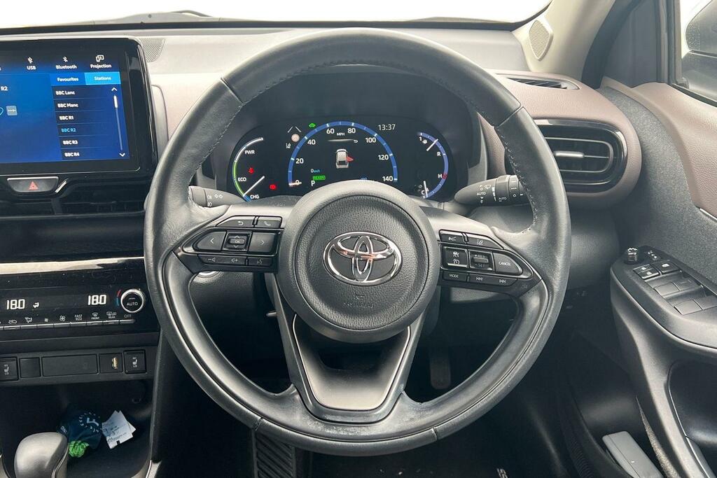 Toyota Yaris Cross 1.5 Hybrid Excel Cvt DE22UBO White #5