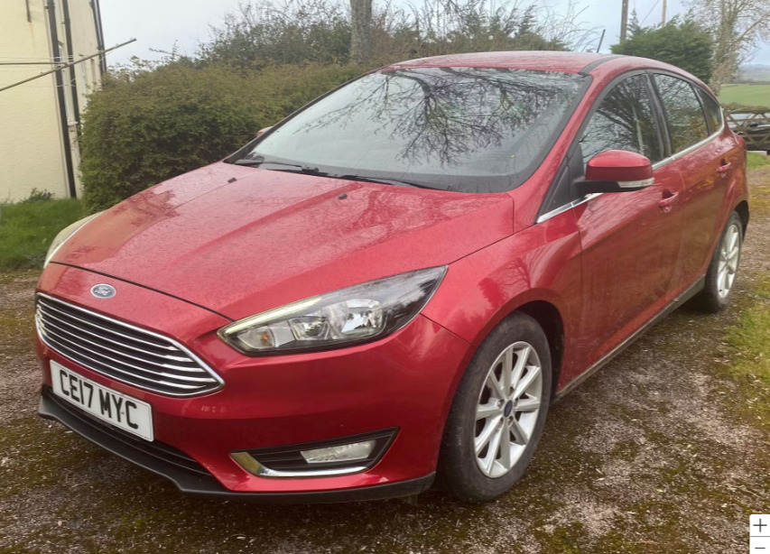 Ford Focus 1.5 Ecoboost Titanium Red #3