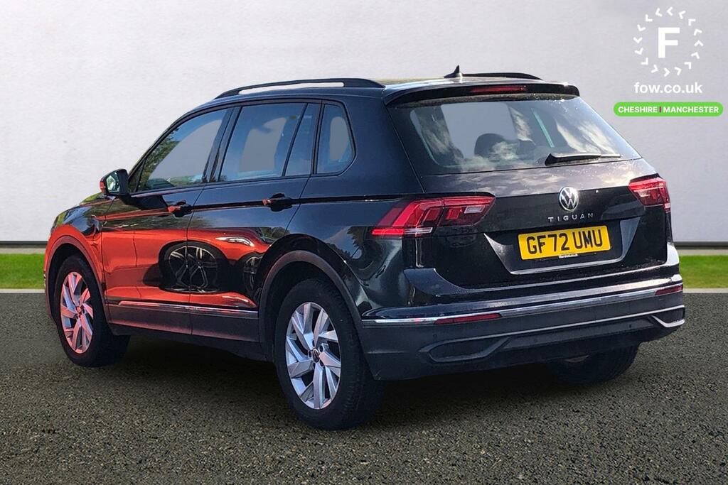 Volkswagen Tiguan 1.5 Tsi 150 Life Dsg GF72UMU Black #2
