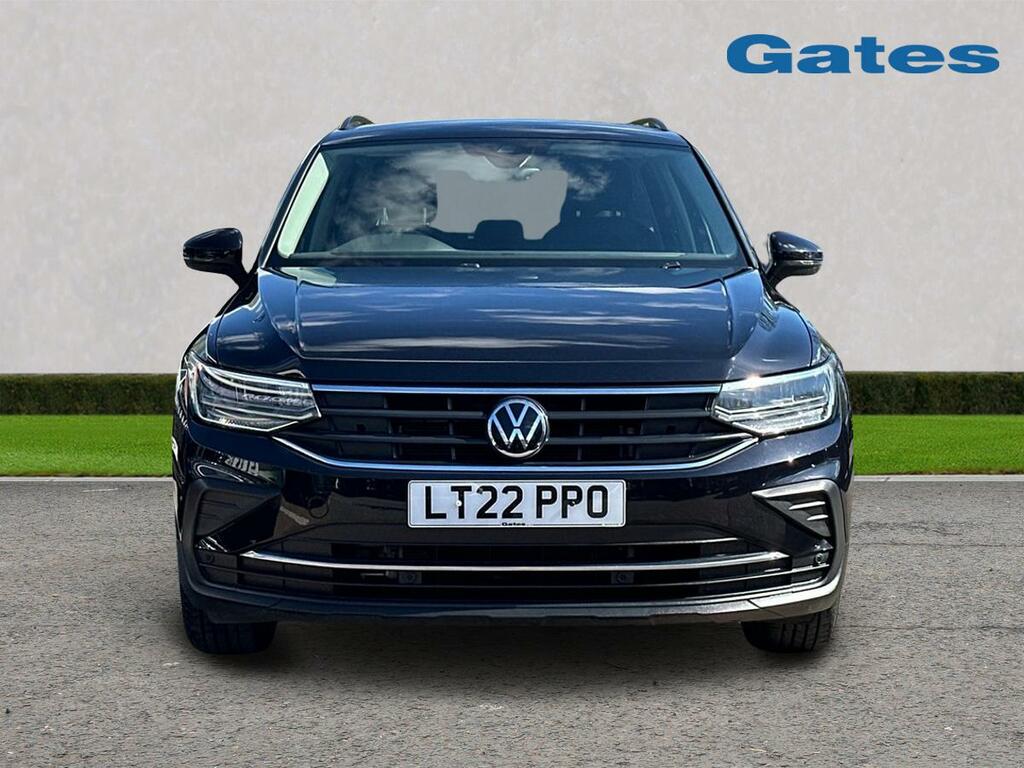 Volkswagen Tiguan Vw Active 1.5 Tsi LT22PPO Black #2