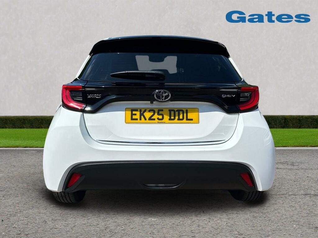 Toyota Yaris Design 1.5 Hybrid EK25DDL White #6