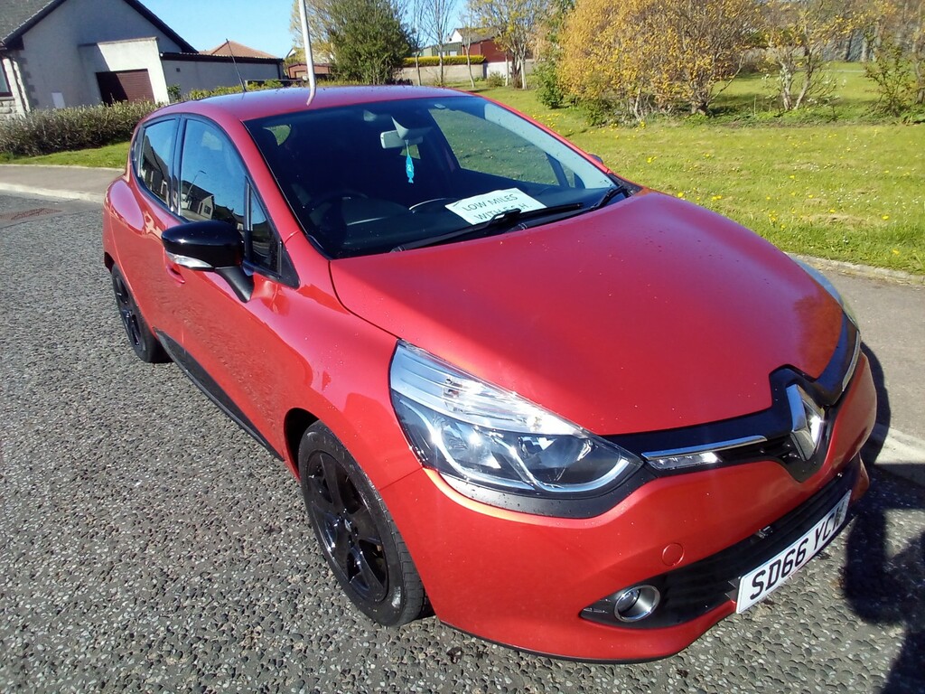 Renault Clio Hatchback Dynamique Nav 0.9 Tce 90 201666 Red