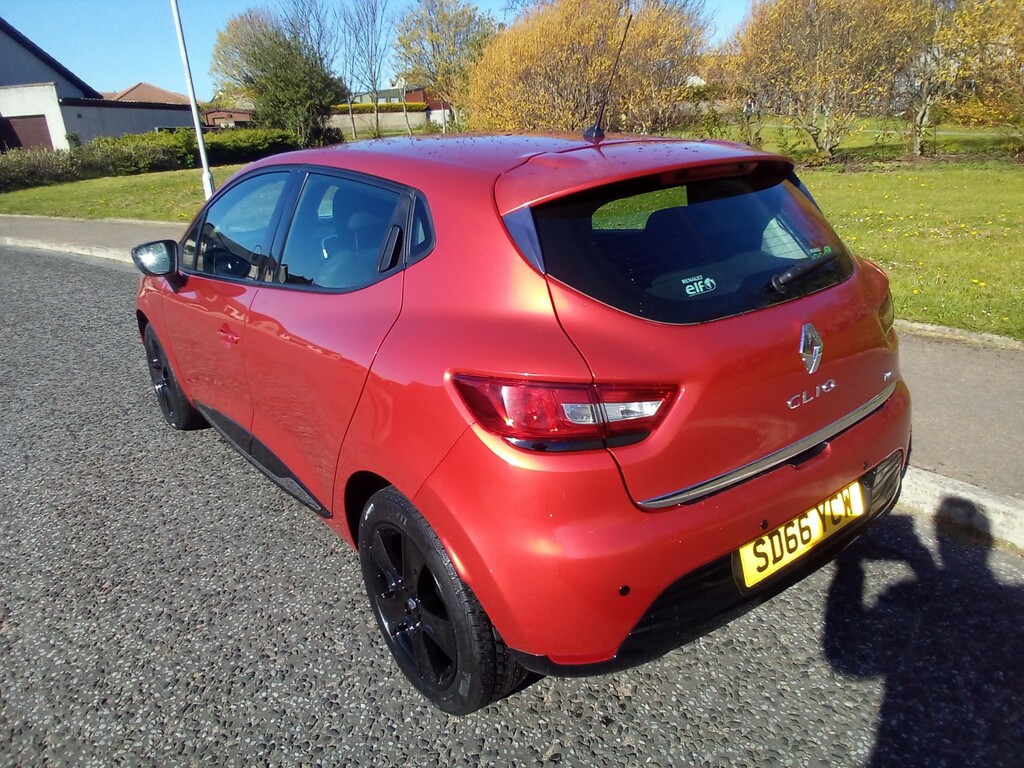 Renault Clio Hatchback Dynamique Nav 0.9 Tce 90 201666 SD66YCW Red #6